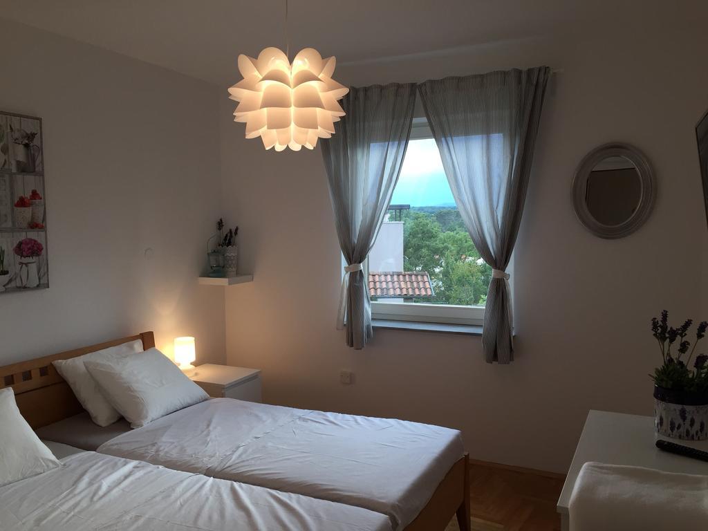 Apartments Papalinna By Moro مالينسكا الغرفة الصورة