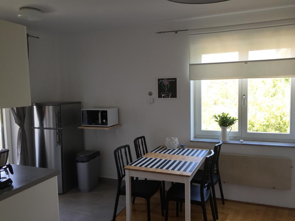 Apartments Papalinna By Moro مالينسكا الغرفة الصورة