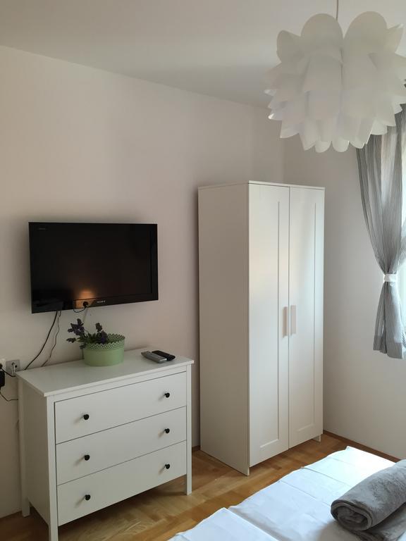 Apartments Papalinna By Moro مالينسكا الغرفة الصورة