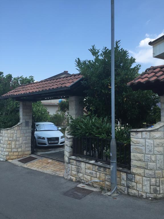 Apartments Papalinna By Moro مالينسكا المظهر الخارجي الصورة