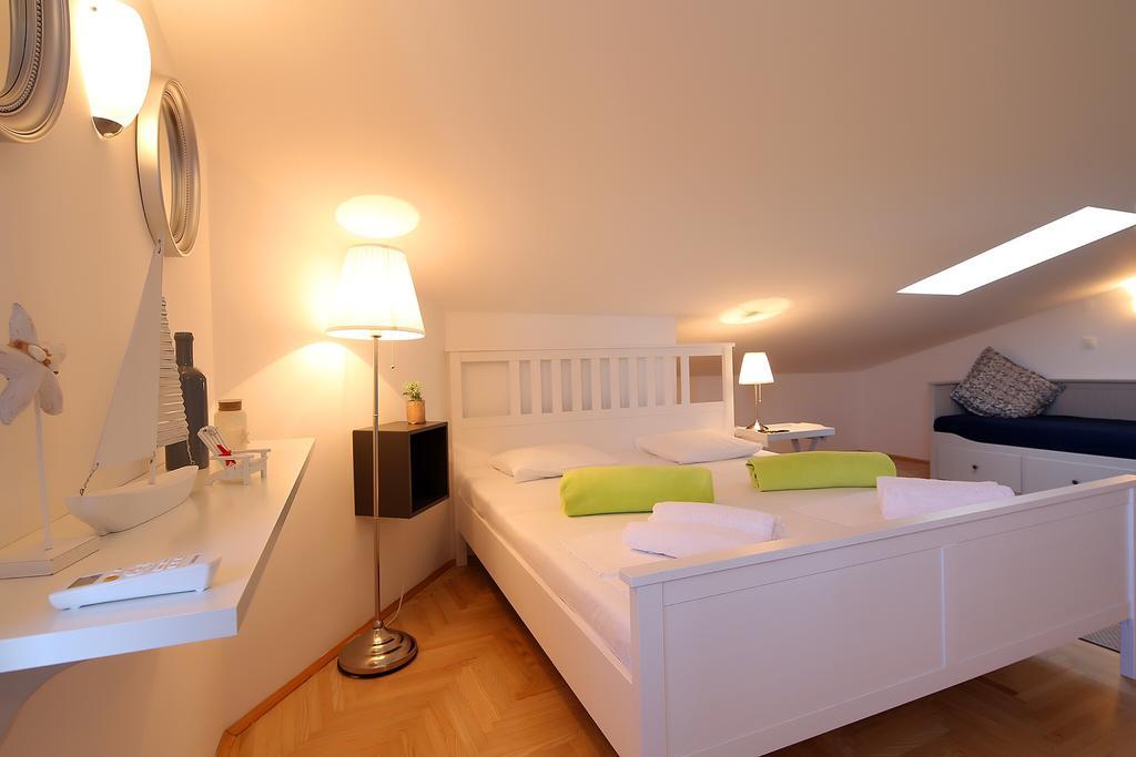 Apartments Papalinna By Moro مالينسكا المظهر الخارجي الصورة